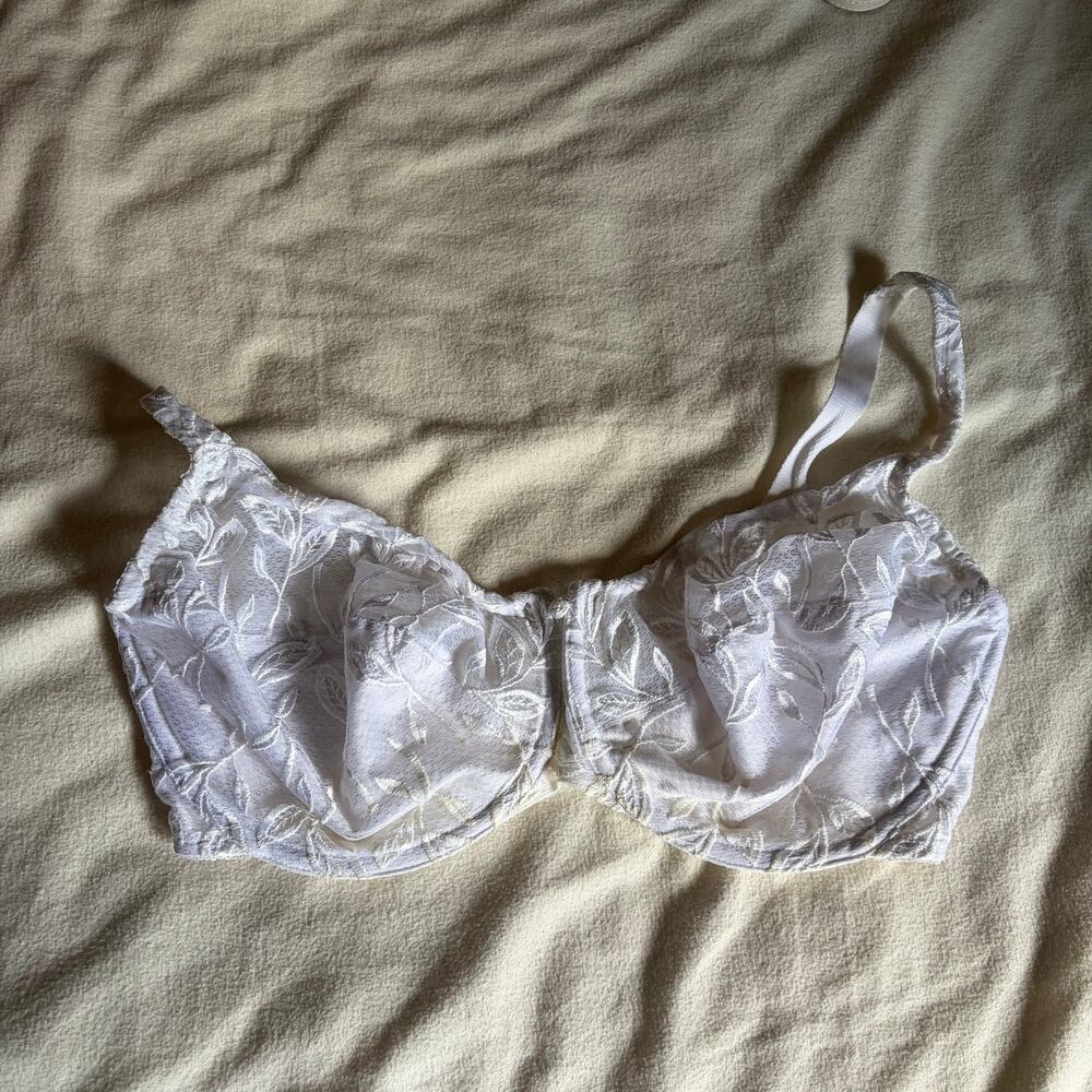 Bali White Lace Floral Underwire Bra 36DDD Style 3373